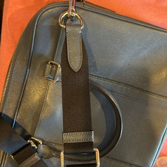 Coach briefcase EUC dark blue with silver hardware with long shoulder strap - Picture 10 of 10